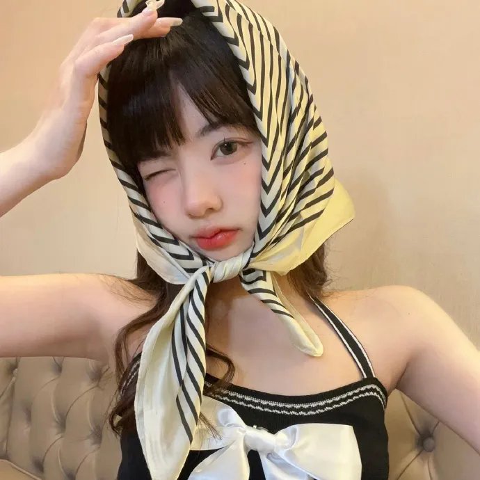致敬白衣天使公益云演唱会